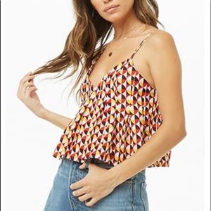 Geometric Pattern Flowy Crop Top